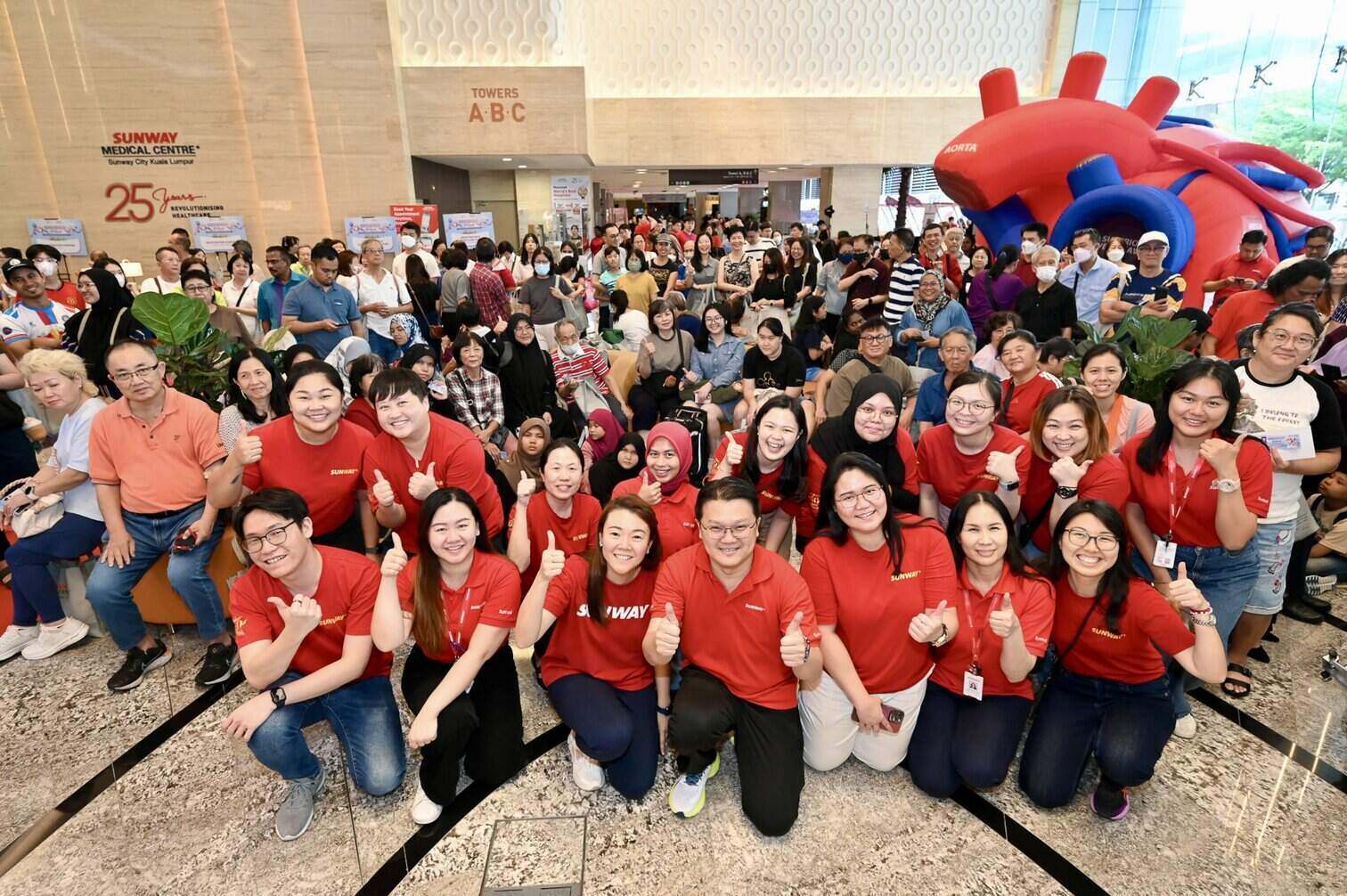 The Life Moves Festival 2025, hosted by Sunway Medical Centre, Sunway City, drew thousands of enthusiastic attendees dedicated to living a healthier life.