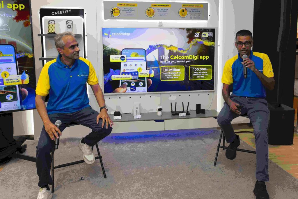 CelcomDigi’s Acting CEO, Albern Murty, and Chief Consumer Business Officer,
Praveen Rajan.